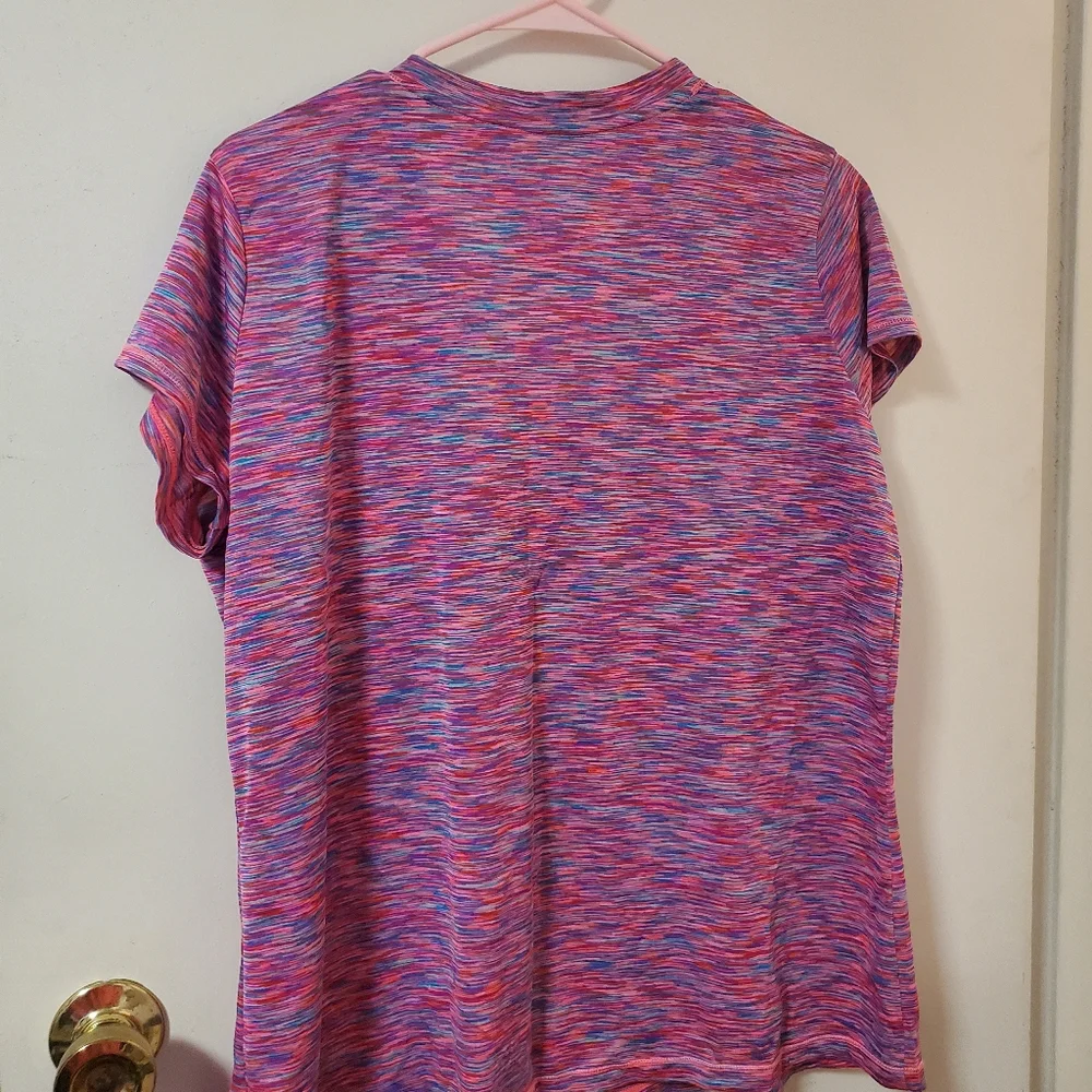 Cotton candy workout top - Picture 3 of 3